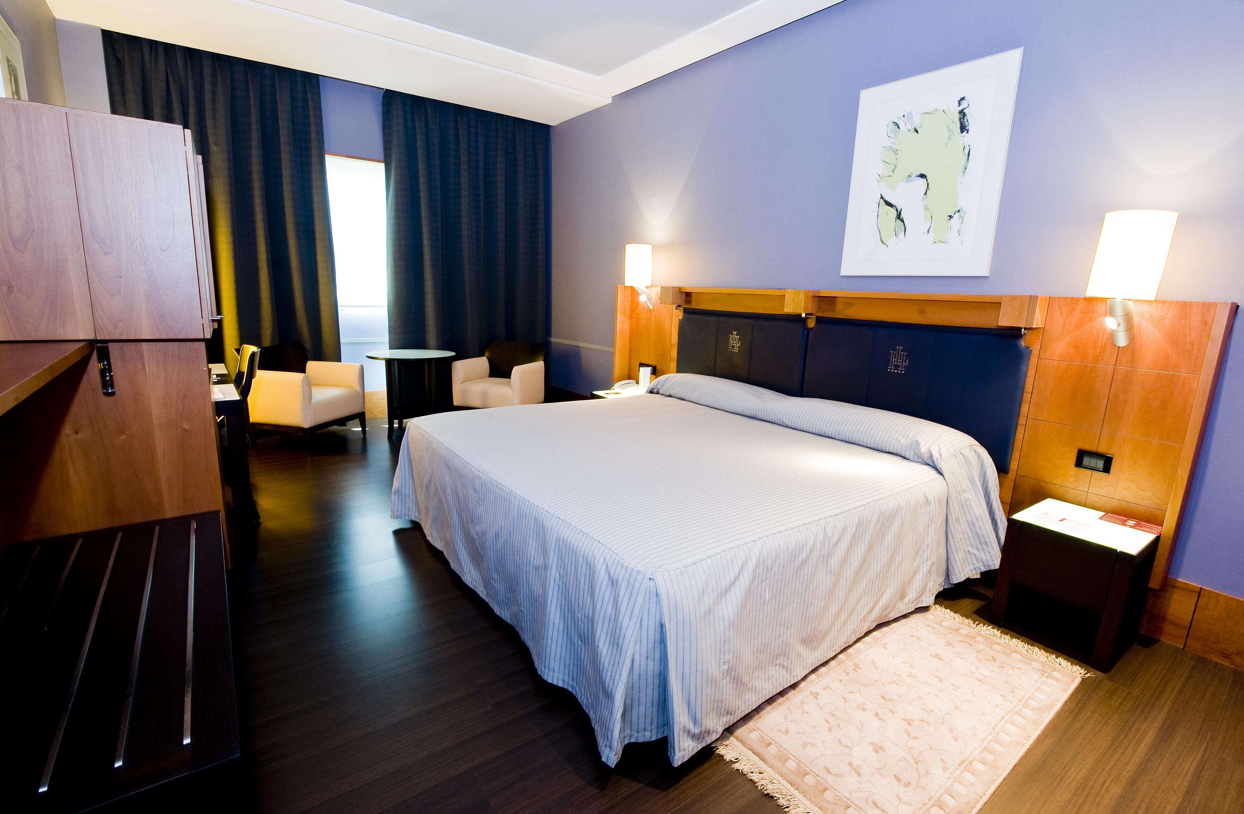 拉库阿大酒店 维多利亚-加斯特伊兹 客房 照片 A room at the hotel